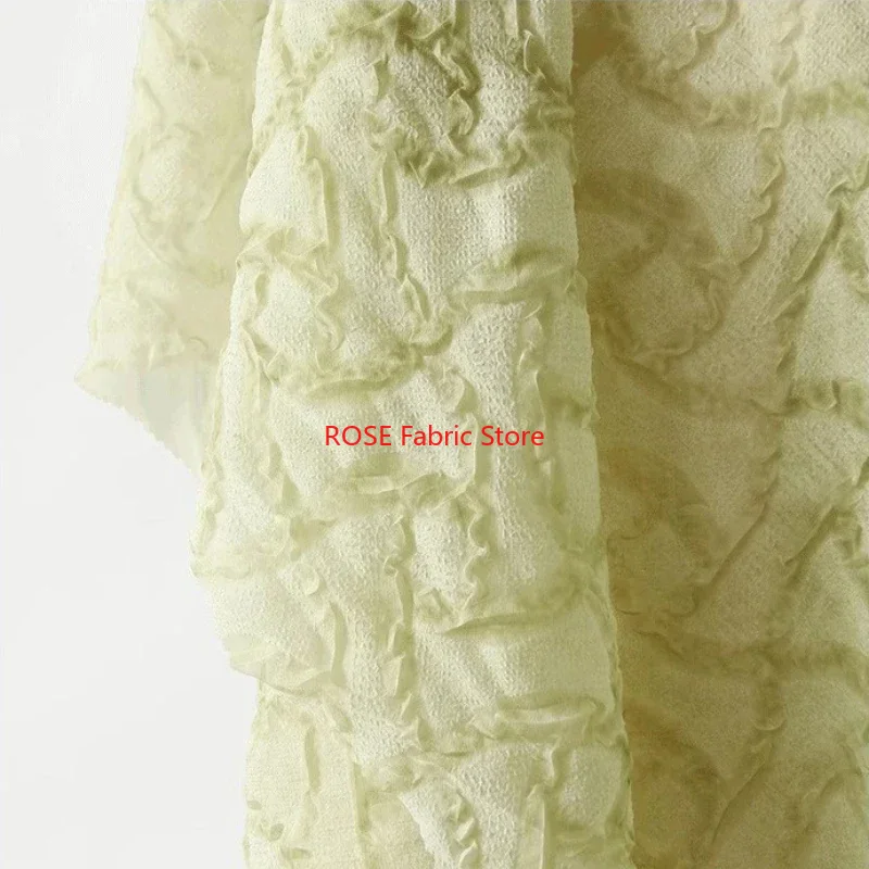 Soft Summer Yellow Clothing - Hellgelbgrüner, weicher, leichter, plissierter Chiffonstoff für